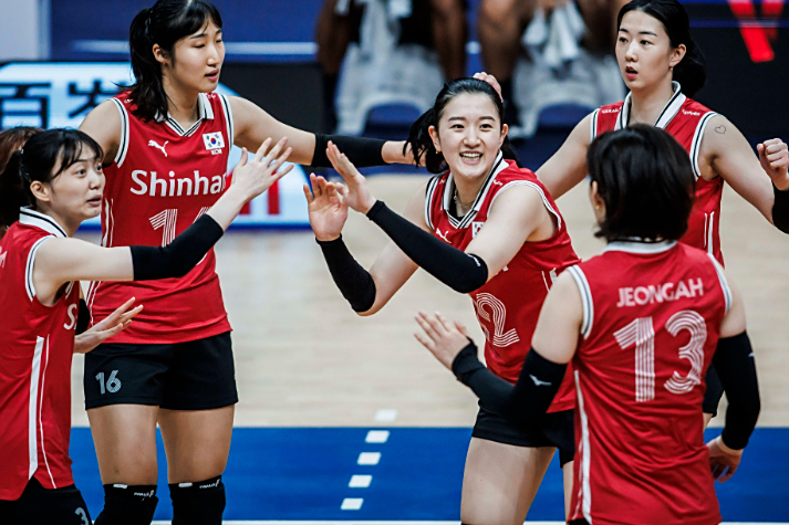 今晨突围战来临，深圳男篮围绕欧篮联更衣室发声，赛场秩序良好，训练强度明显提升的简单介绍-开云体育中国